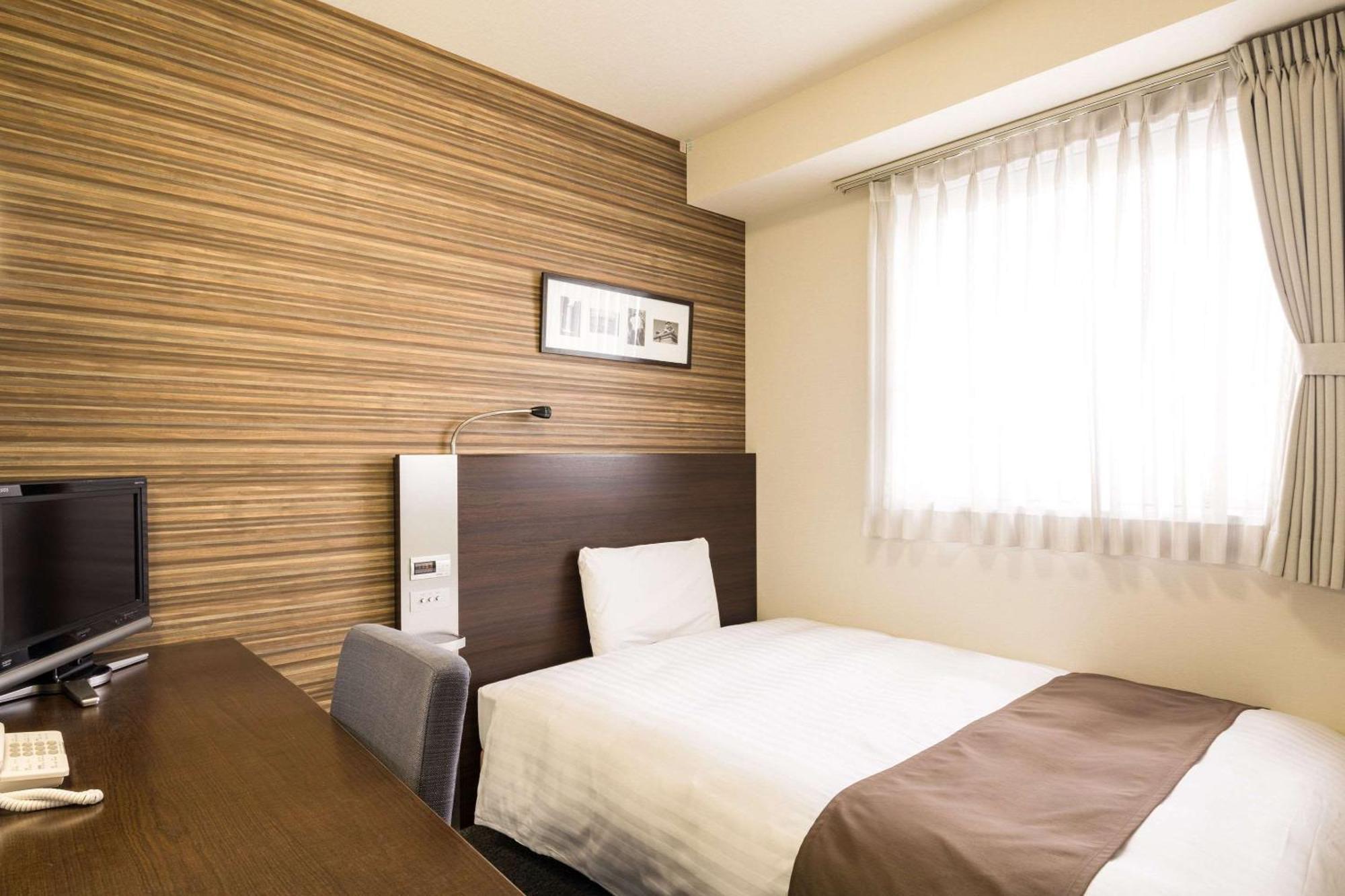 Comfort Hotel Kumamoto Shinshigai Exterior foto